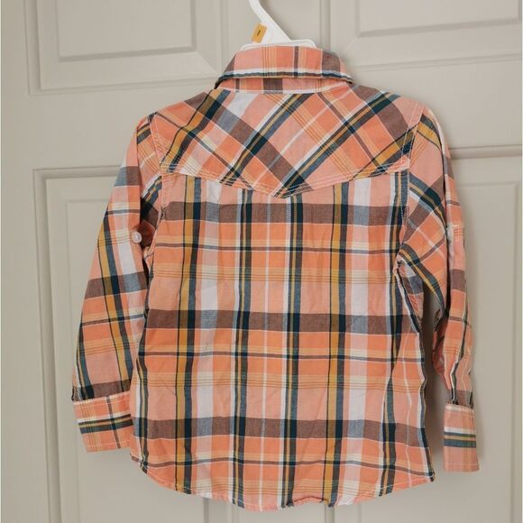 2/$20 Old Navy button down size 3 - Picture 4 of 4